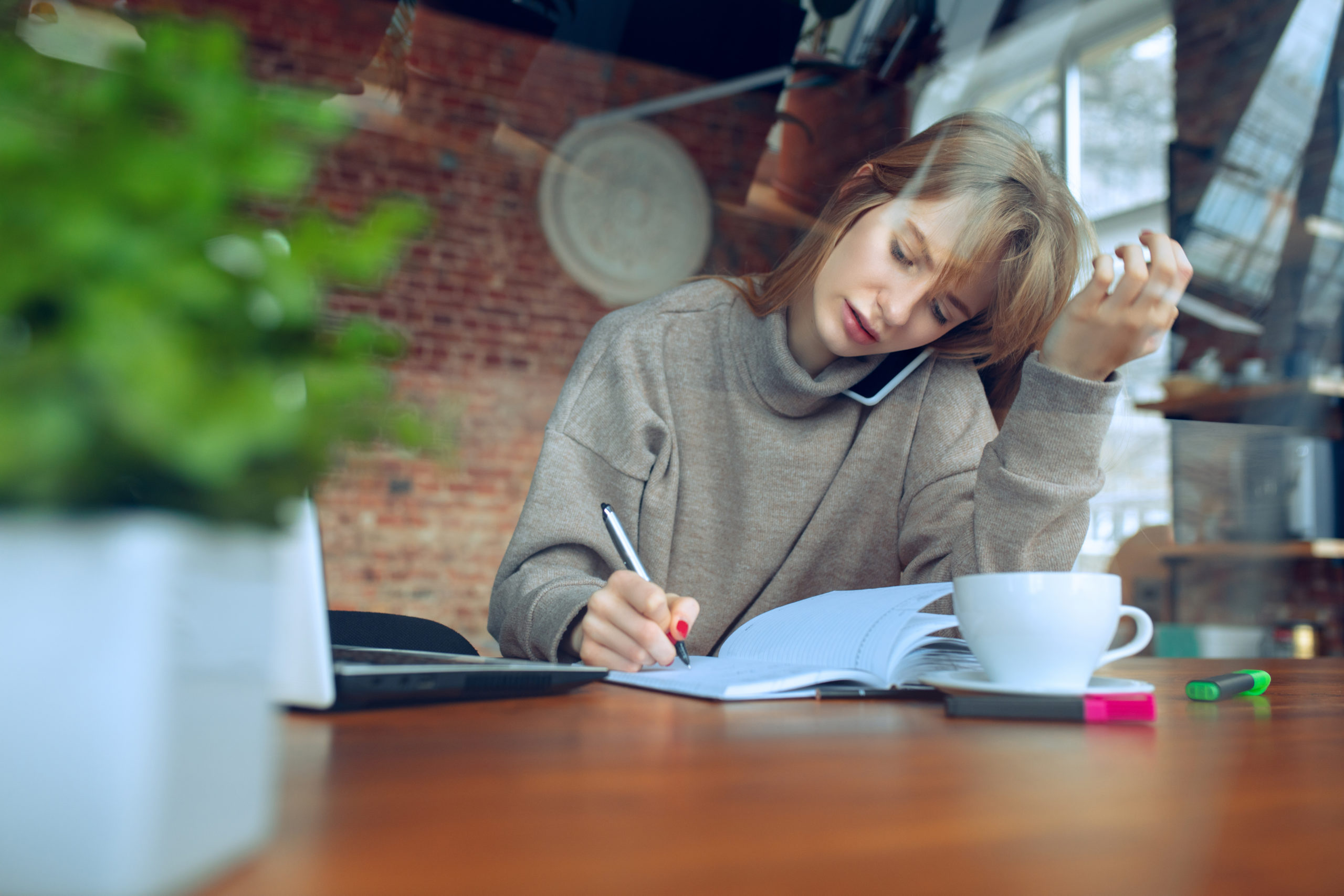 Le burn-out autistique se différencie du burn-out chez les neurotypiques