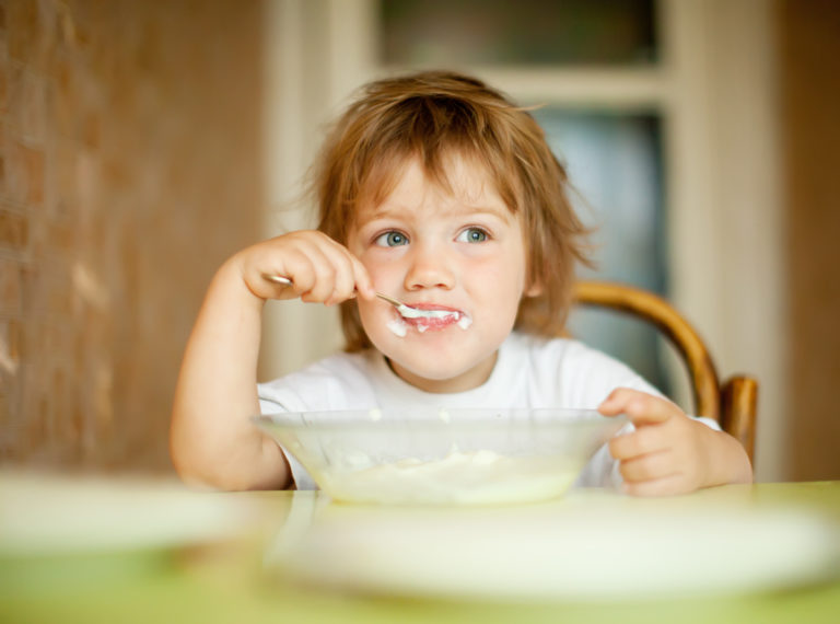 Le régime sans gluten et sans caséine est-il efficace pour réduire les symptômes chez les enfants porteurs d'autisme?